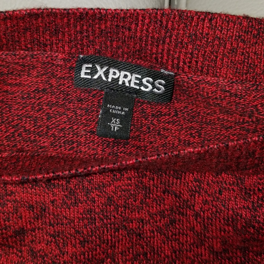 Express sweater - Picture 2 of 3